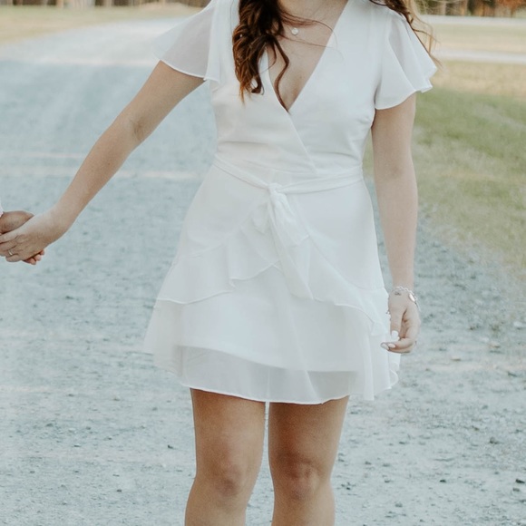 Worn once or twice for graduation events. - Picture 2 of 2